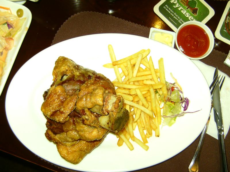 Bratwurst Roeslein Kopie China Schweinshaxn